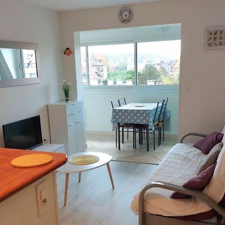 Charmant 2 Pieces Renove Avec Loggia, A Deux Pas De La Plage - Parking Prive - Idealement Situe - Fr-1-712-77 Villers-sur-Mer Zewnętrze zdjęcie