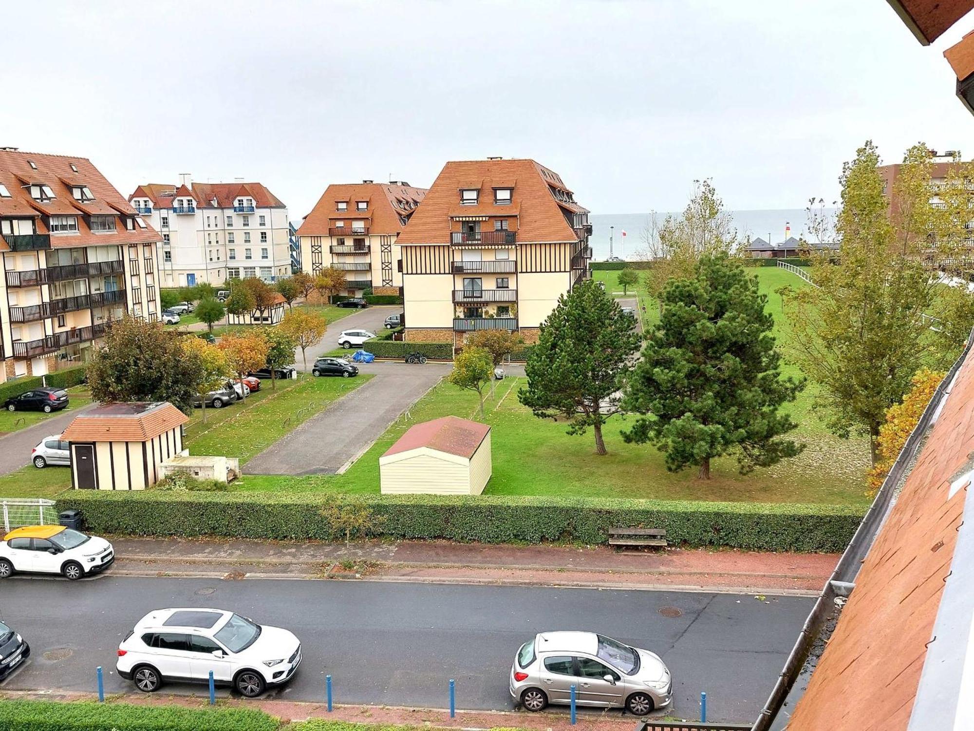 Charmant 2 Pieces Renove Avec Loggia, A Deux Pas De La Plage - Parking Prive - Idealement Situe - Fr-1-712-77 Villers-sur-Mer Zewnętrze zdjęcie