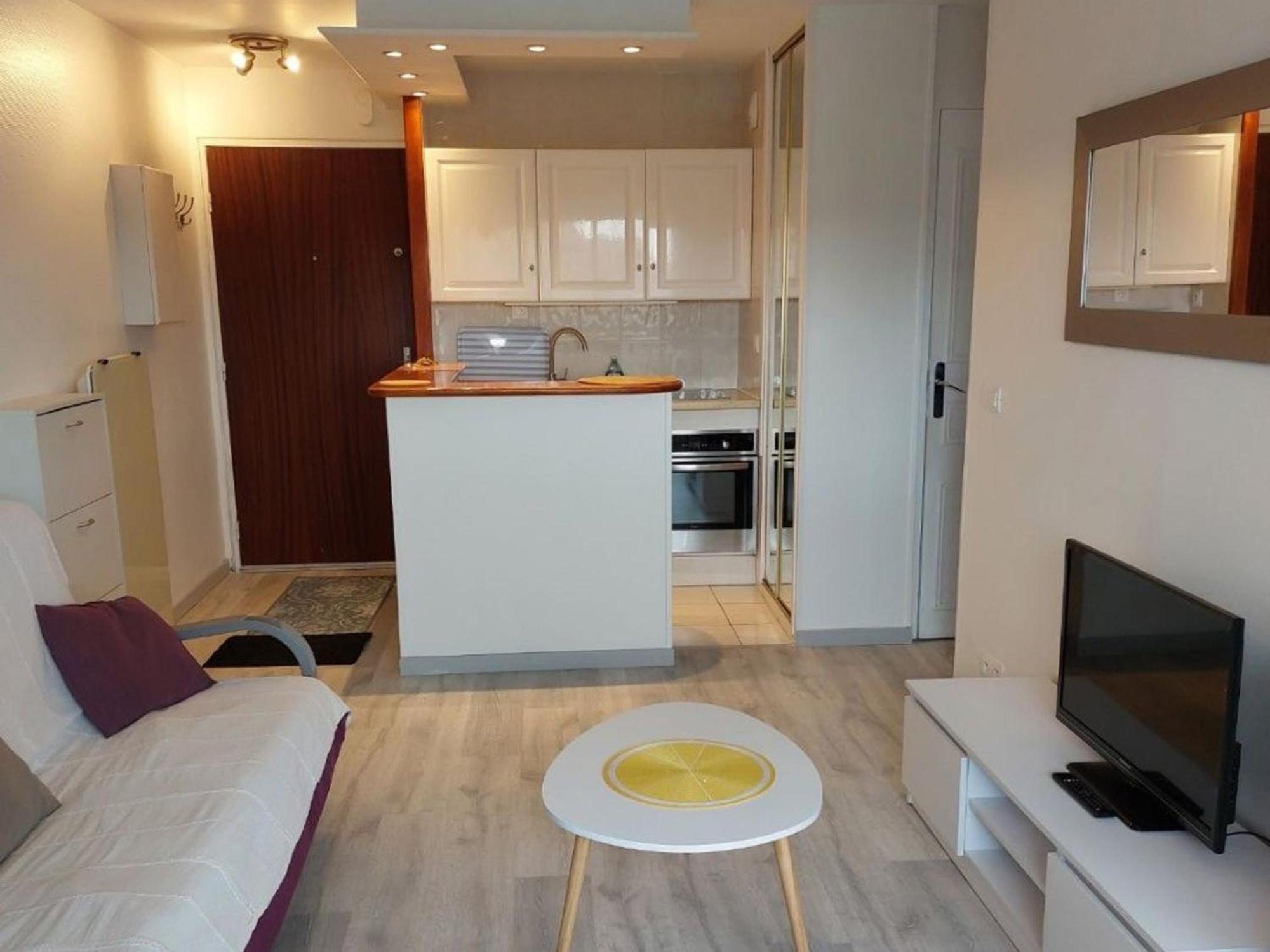 Charmant 2 Pieces Renove Avec Loggia, A Deux Pas De La Plage - Parking Prive - Idealement Situe - Fr-1-712-77 Villers-sur-Mer Zewnętrze zdjęcie